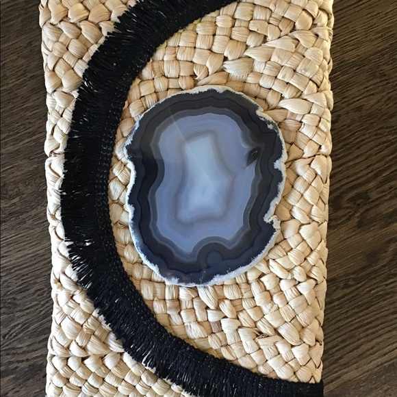 Women Elegant Braided Clutch Handbag - Picture 4 of 6